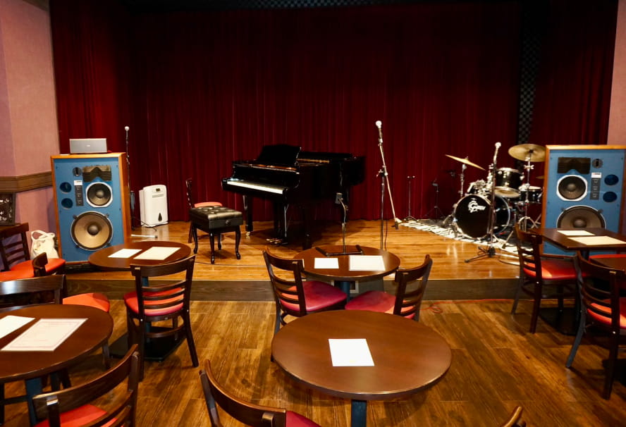 ジャズバーでの発表会